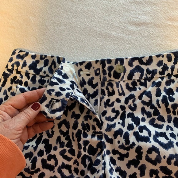 J. Crew shorts ladies navy blue & white leopard print Shorty shorts Size 4 - Picture 7 of 7